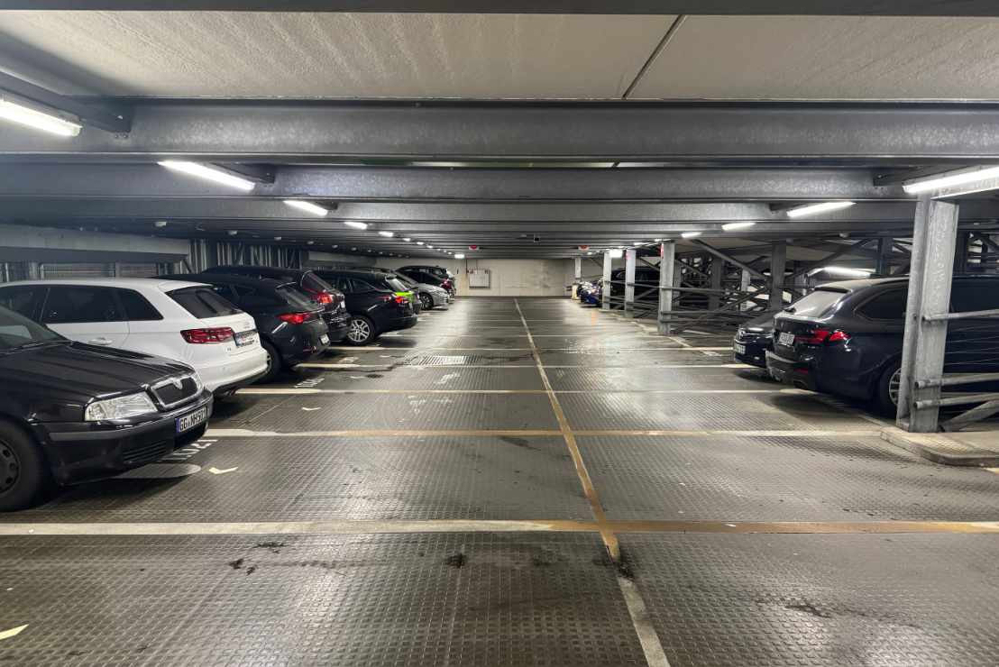 Parkplatzbild von Mein Flughafenparkplatz Frankfurt Parkhaus