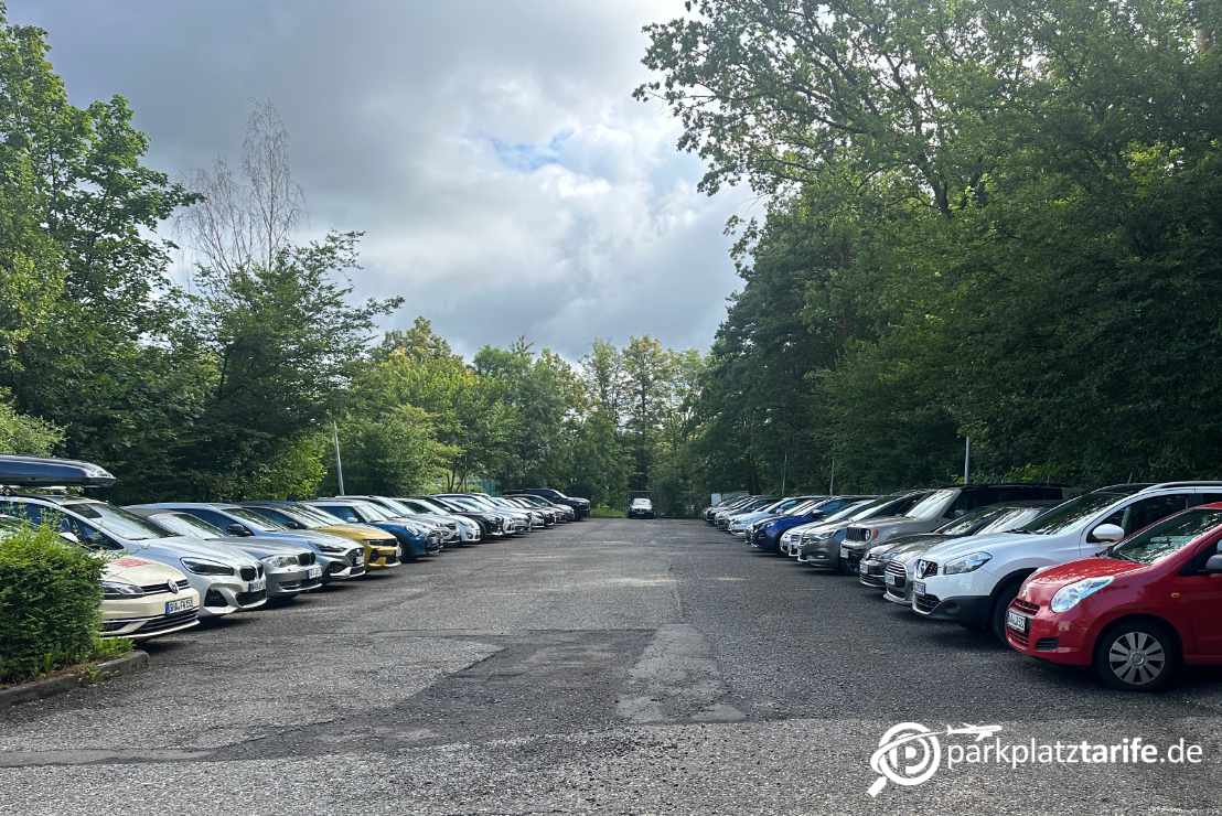Parkplatzbild von FlyParks P1 Außenparkplatz